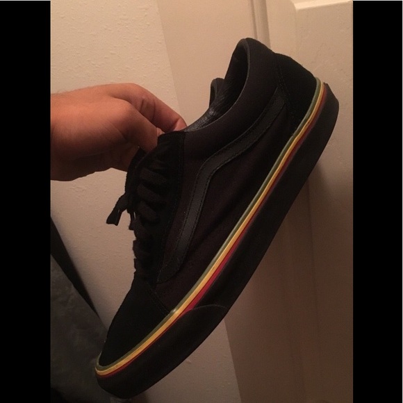 Custom rastafarian vans - Picture 1 of 1